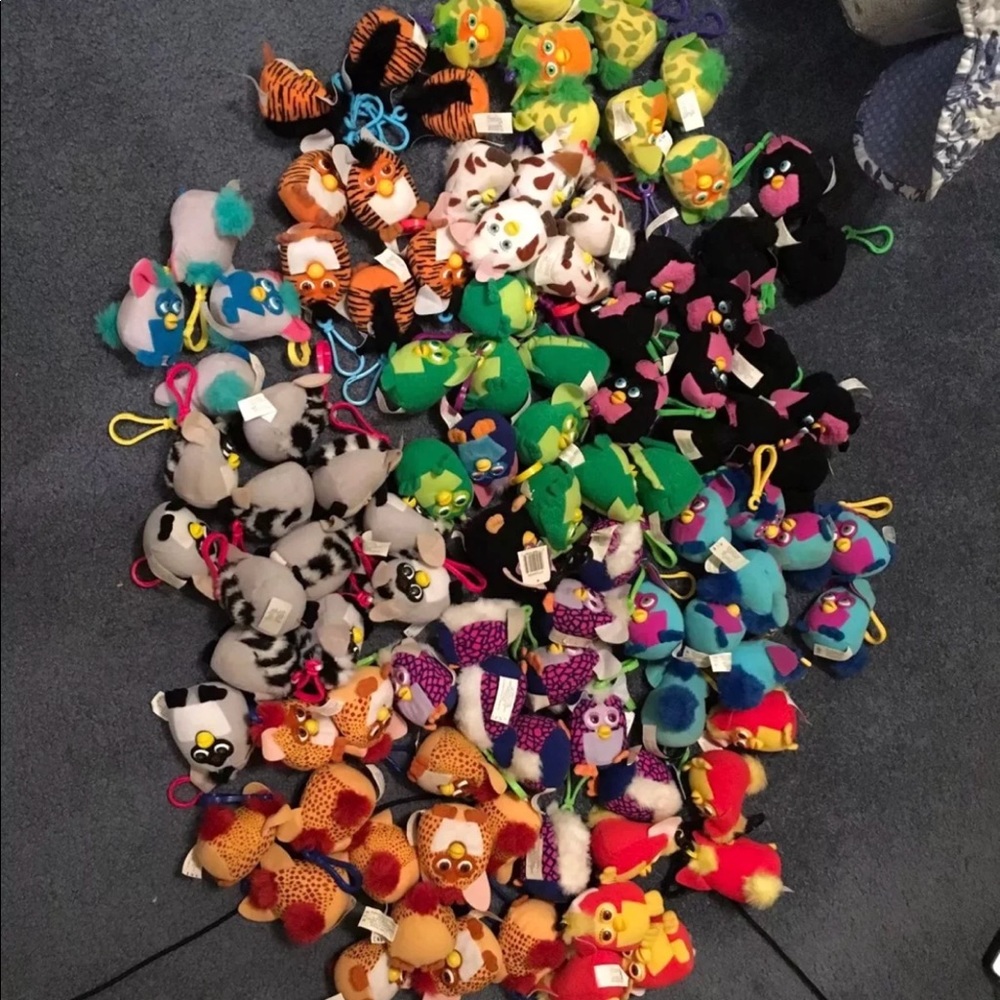 Furby keychains - set of 10